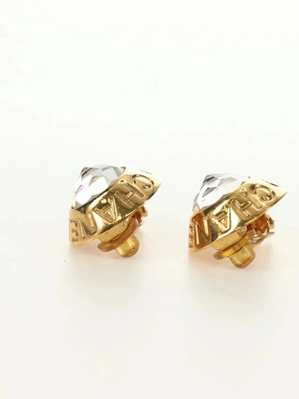 CHANEL Earring metal Gold Tone CC Auth 180936M